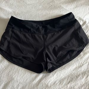 black speed up lulu shorts size 6